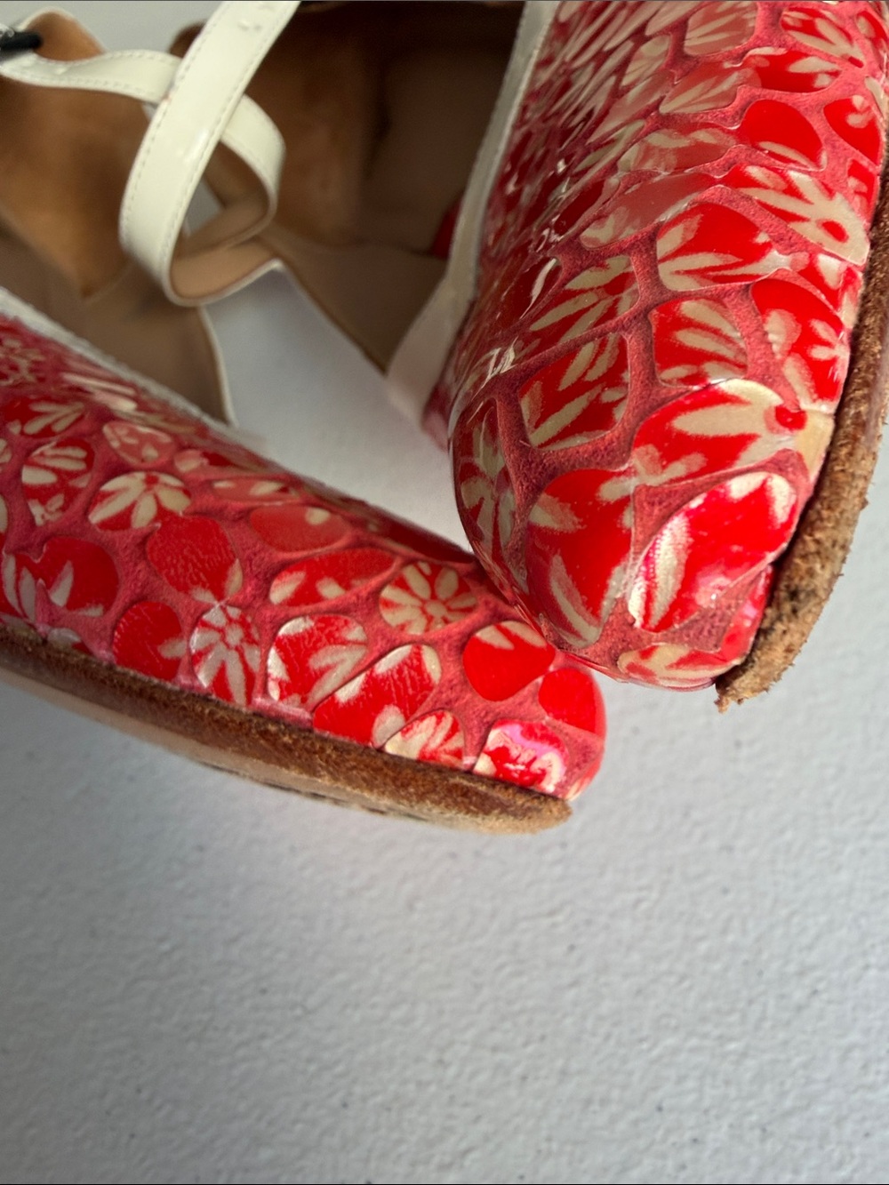 John Fluevog Millie Red Floral Patent Mary Jane Heels Pumps Size 8.5 - Picture 5 of 16
